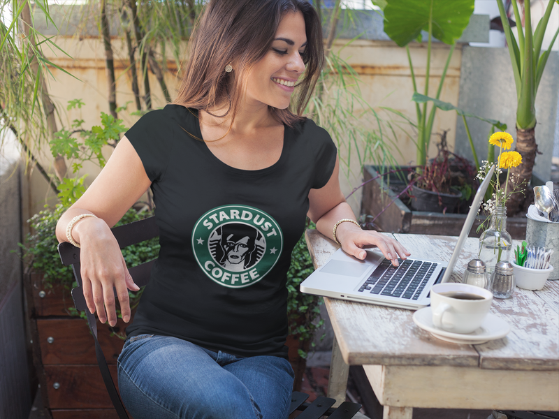 T-shirt Femme OH YEAHHH STARDUST COFFEE - Col Large dispo en 2 coloris